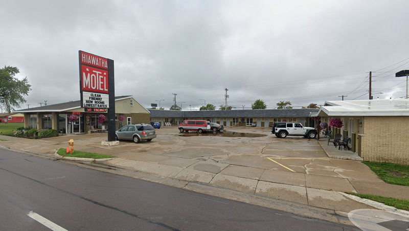 Hiawatha Motel - From Website (newer photo)